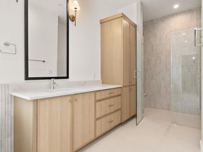 5900 Moondust LN, Austin TX 78730