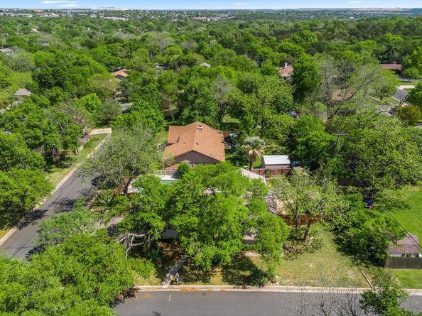 11525 Spring Hill DR, Austin TX 78753