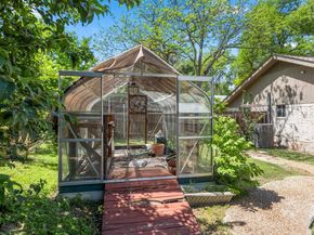 11525 Spring Hill DR, Austin TX 78753