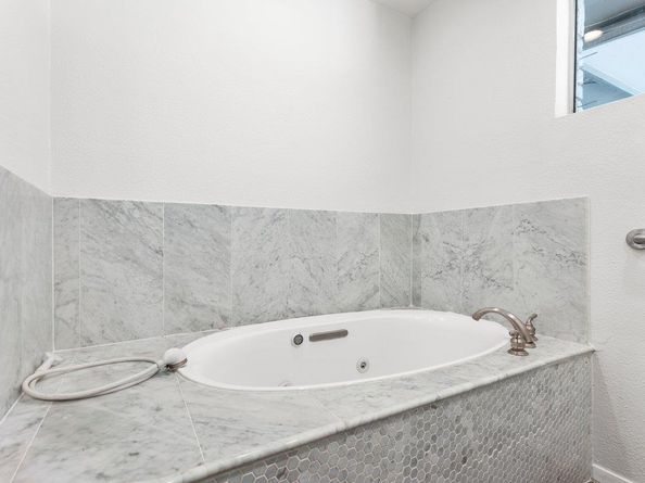 11525 Spring Hill DR, Austin TX 78753