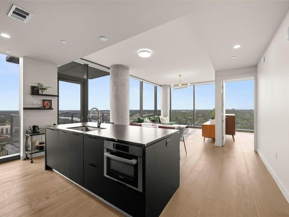 44 East Ave 2110, Austin TX 78701