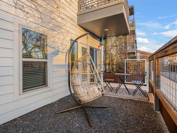2505 Thornton RD 2208, Austin TX 78704