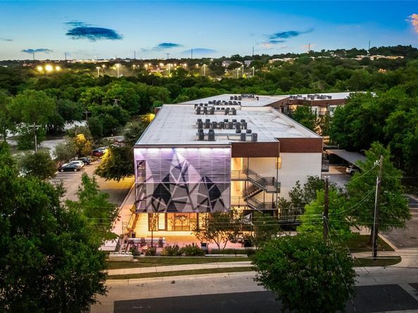 2505 Thornton RD 2208, Austin TX 78704