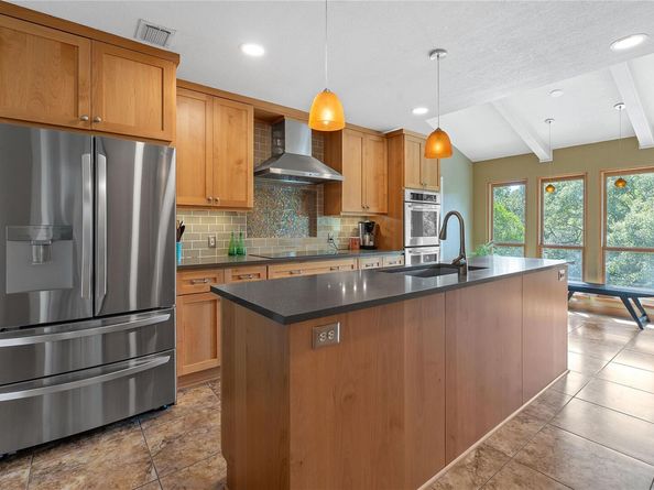 2407 Trail Of The Madrones, Austin TX 78746