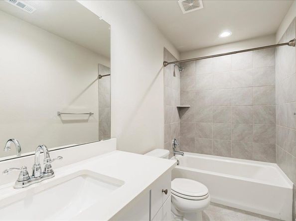 1629 W Broade ST, Leander TX 78641