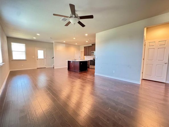 1629 W Broade ST, Leander TX 78641
