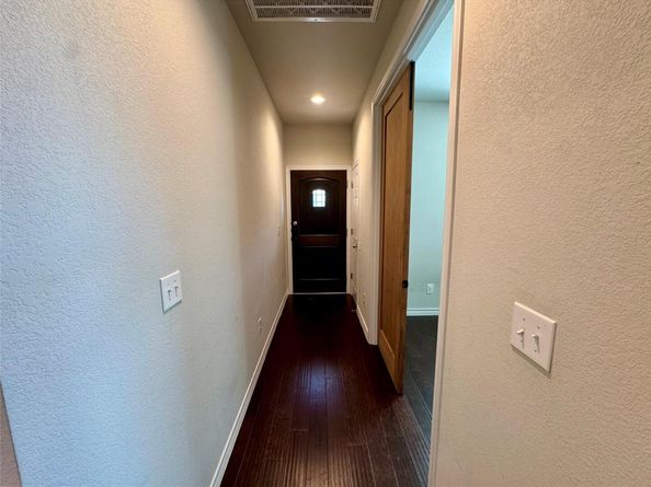 1629 W Broade ST, Leander TX 78641