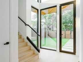 2807 Garwood ST, Austin TX 78702