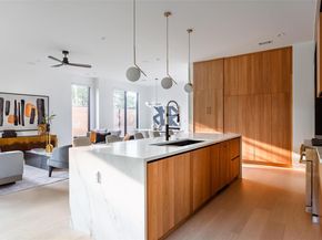 2807 Garwood ST, Austin TX 78702