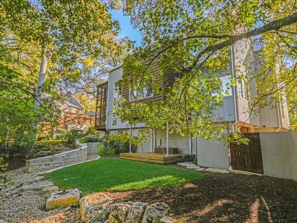 2806 Robbs RUN, Austin TX 78703