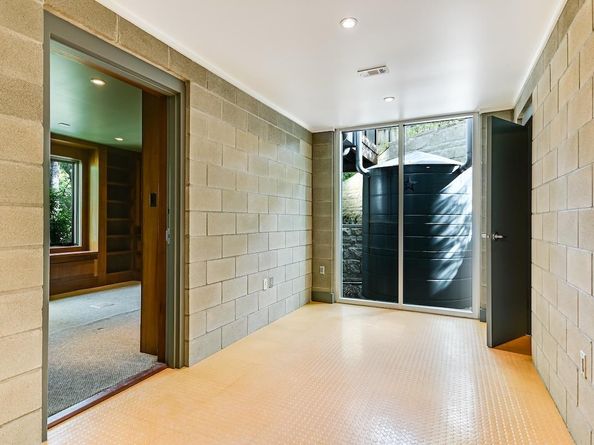 2806 Robbs RUN, Austin TX 78703