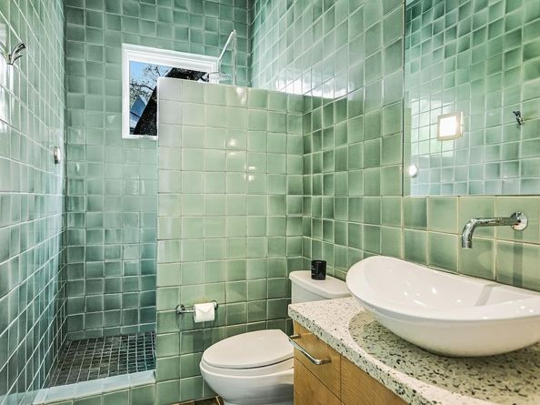 2806 Robbs RUN, Austin TX 78703