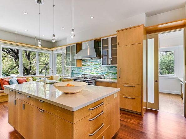 2806 Robbs RUN, Austin TX 78703