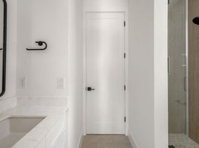 2609 Davis LN 1, Austin TX 78745