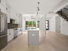 2609 Davis LN 1, Austin TX 78745