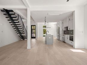 2609 Davis LN 1, Austin TX 78745