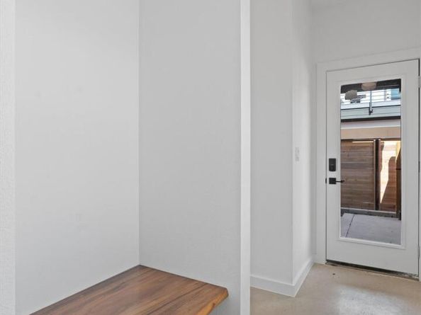 5603 Manor RD B, Austin TX 78723
