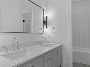 5603 Manor RD B, Austin TX 78723