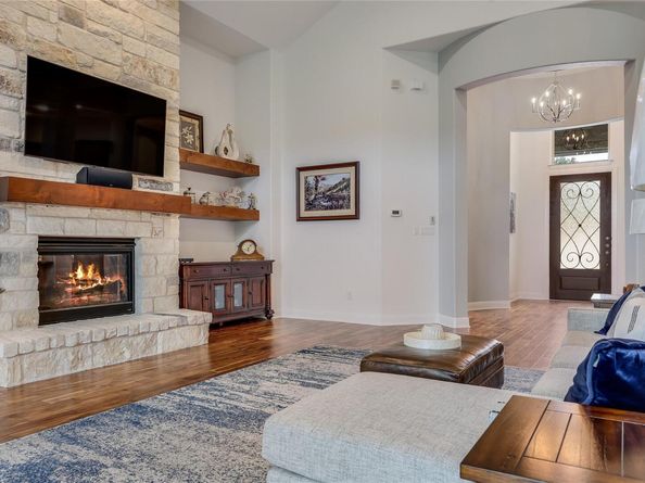 328 Ringtail Stream DR, Austin TX 78738
