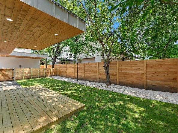 2705 Francisco ST B, Austin TX 78702