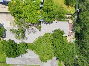 5704 Gloucester LN A, Austin TX 78723