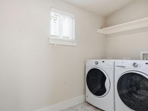 5704 Gloucester LN A, Austin TX 78723