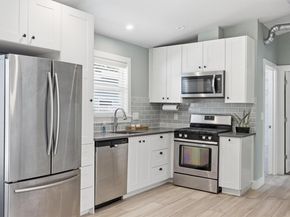 5704 Gloucester LN A, Austin TX 78723