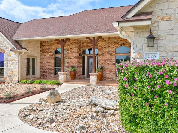1106 Squaw VLY, Leander TX 78641
