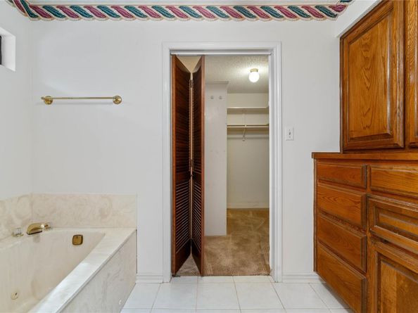 21407 High DR, Lago Vista TX 78645