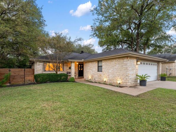 106 Sailmaster ST, Lakeway TX 78734