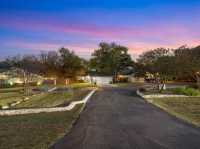 106 Sailmaster ST, Lakeway TX 78734