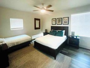 2307 E 2nd ST A, Austin TX 78702