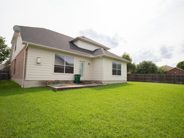 2308 Lou John ST, Austin TX 78727