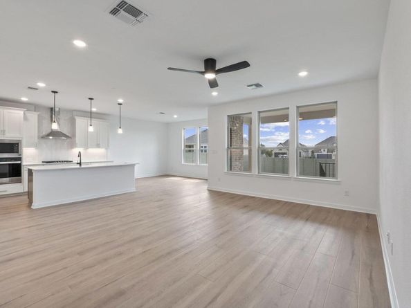 1813 Spring Mountain CV, Georgetown TX 78628