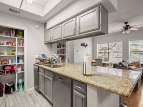 915 W 23rd ST 203, Austin TX 78705