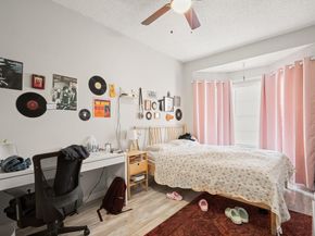 915 W 23rd ST 203, Austin TX 78705