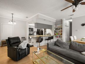 915 W 23rd ST 203, Austin TX 78705