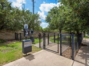 7220 Wyoming Springs DR 703, Round Rock TX 78681