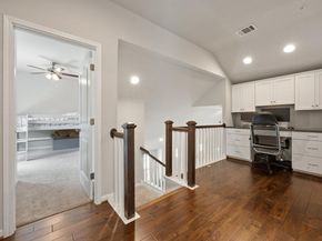 7220 Wyoming Springs DR 703, Round Rock TX 78681