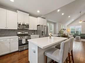 7220 Wyoming Springs DR 703, Round Rock TX 78681