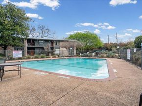 1304 Mariposa DR 206, Austin TX 78704