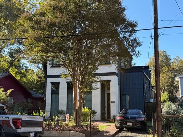 1501 Canterbury ST, Austin TX 78702