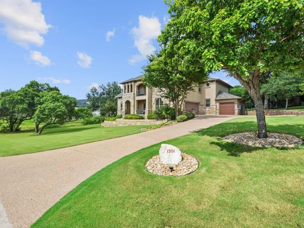 1301 Lions Lair, Leander TX 78641