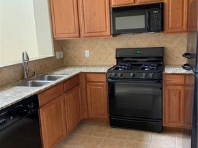 7708 San Felipe BLVD 9, Austin TX 78729