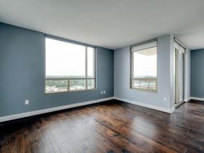300 Bowie ST 1305, Austin TX 78703
