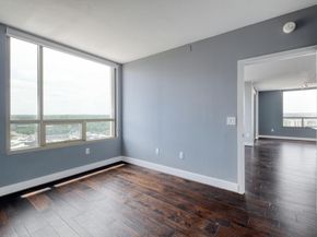 300 Bowie ST 1305, Austin TX 78703