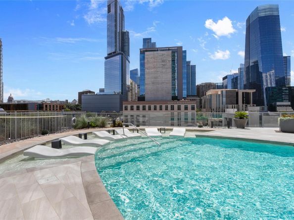 501 West Ave 1304, Austin TX 78701