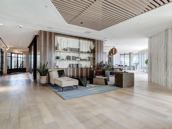 501 West Ave 1304, Austin TX 78701
