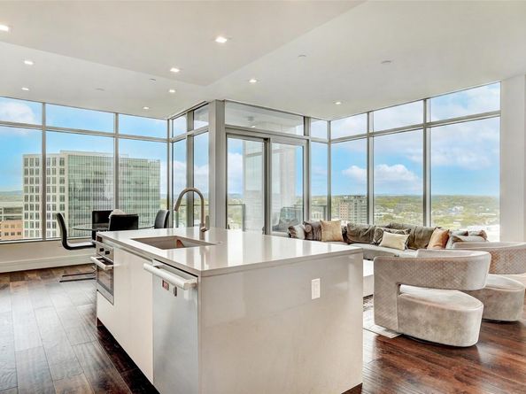 501 West Ave 1304, Austin TX 78701