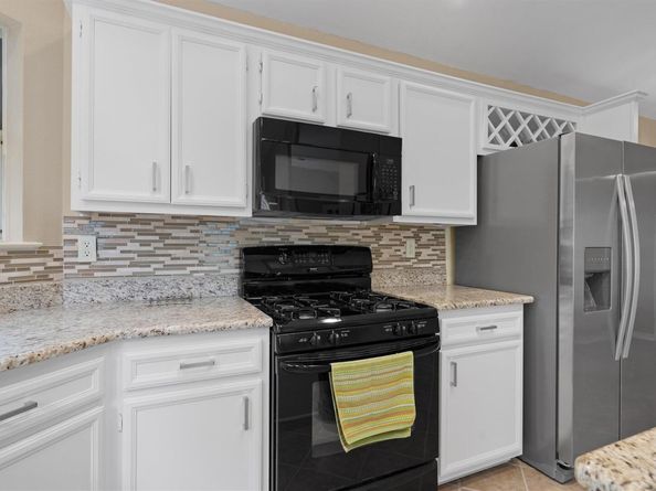 1207 Meadow Lark DR, Cedar Park TX 78613